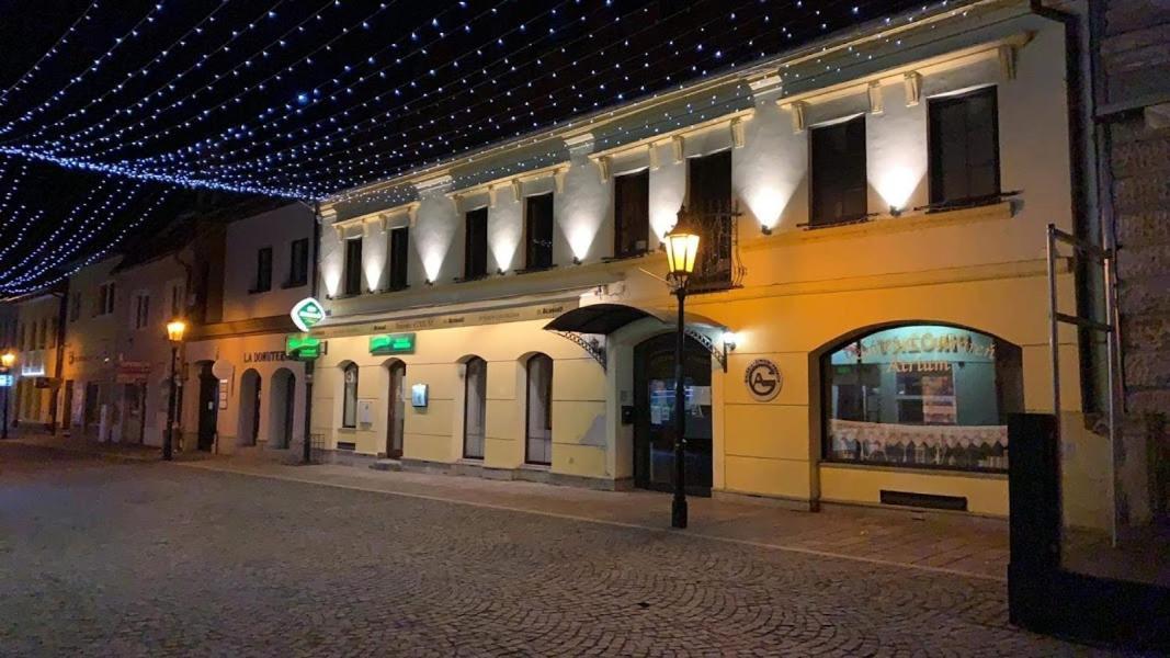 Penzion Atrium Prešov Eksteriør bilde